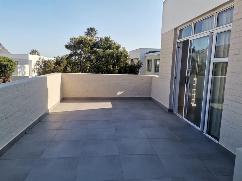 3 Bedroom Property for Sale in Gordons Bay Western Cape